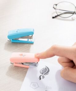 Bấm kim mini DELI 222