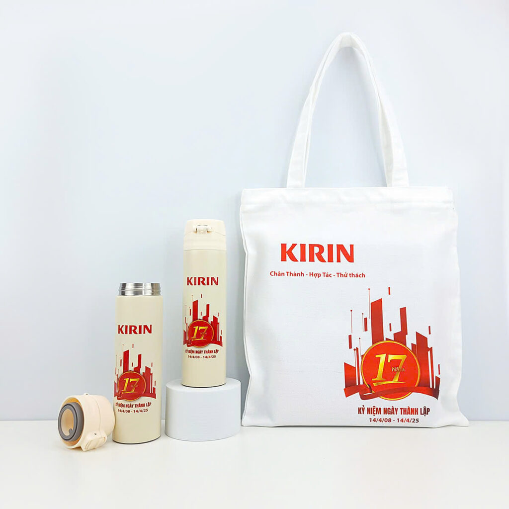 qua-tang-ky-niem-thanh-lap-cong-ty-in-logo